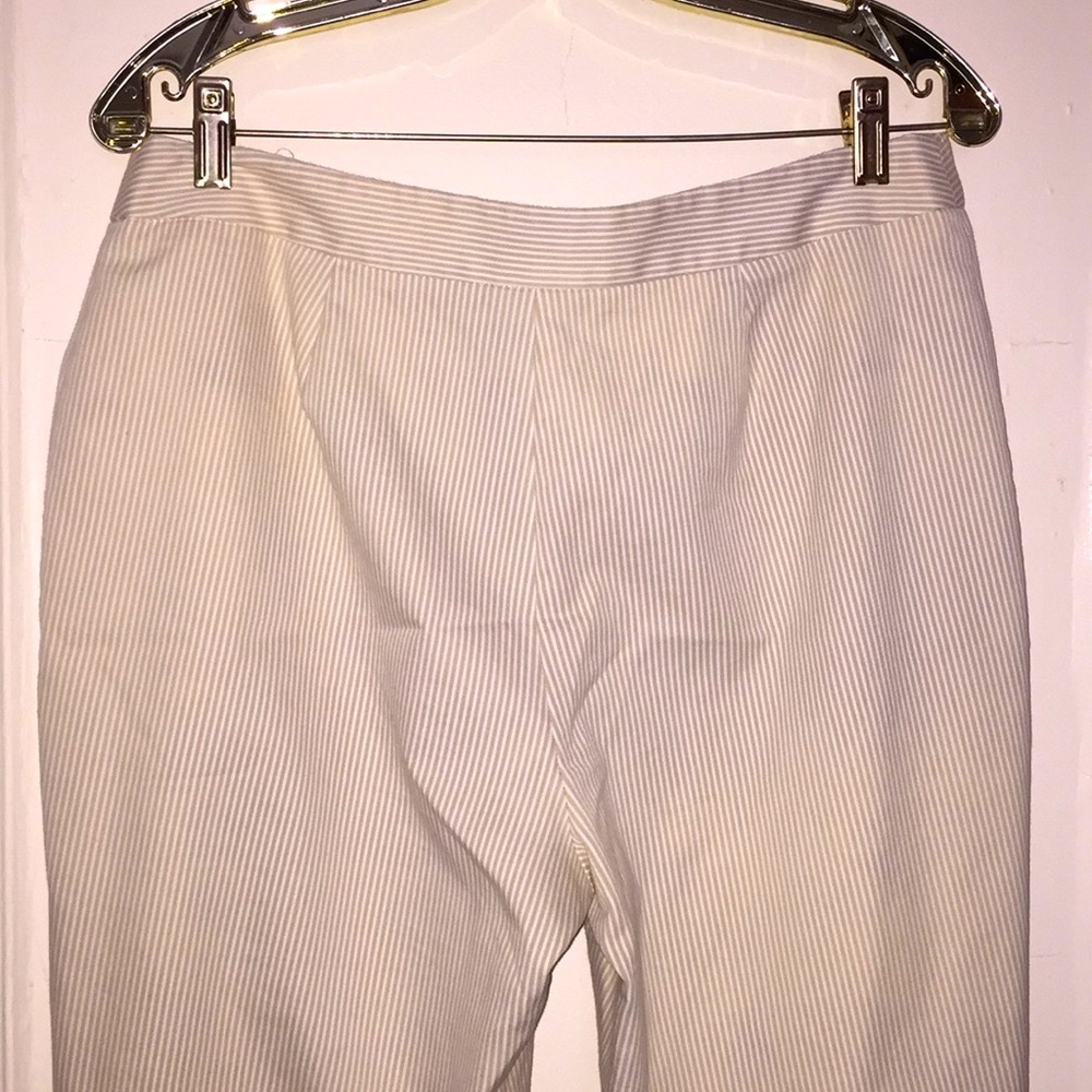 EUC Style & CO striped pants 👖